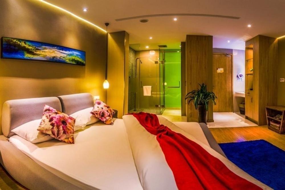 Finity Hotel Songjiang Buitenkant foto
