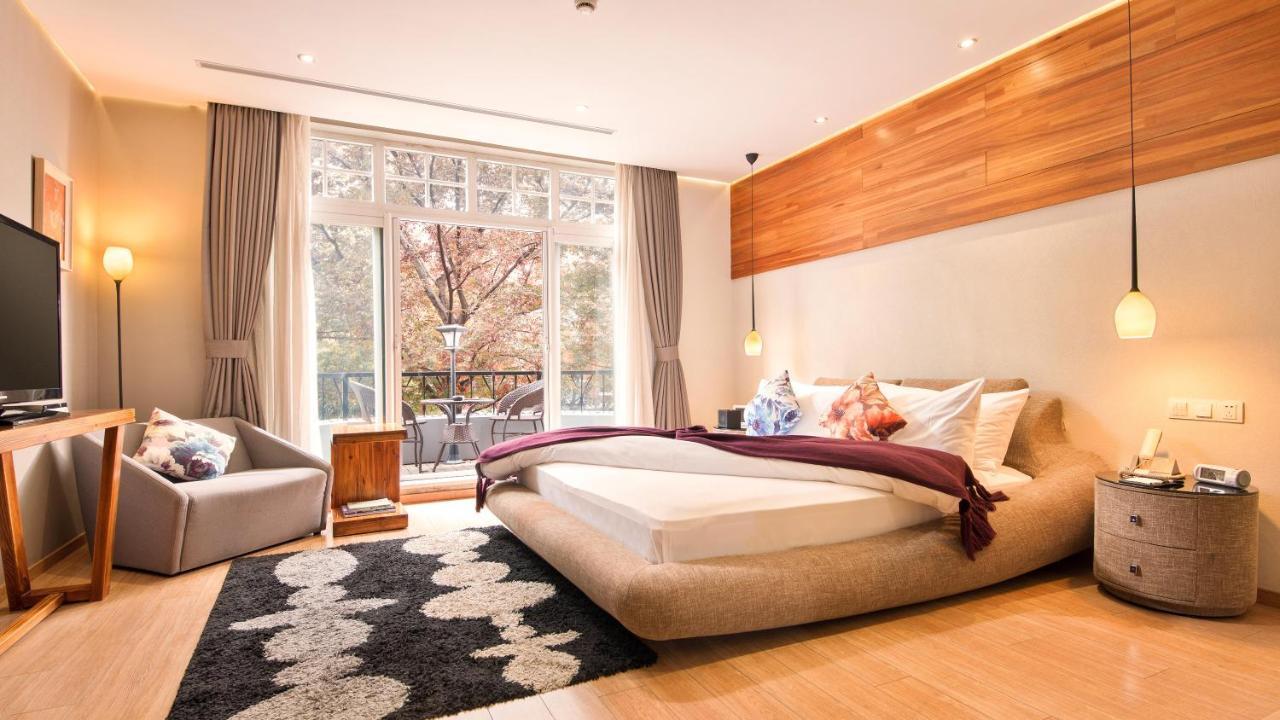Finity Hotel Songjiang Buitenkant foto